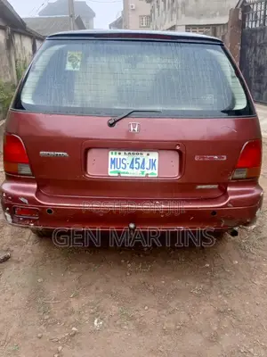 Honda Shuttle 2001 Red