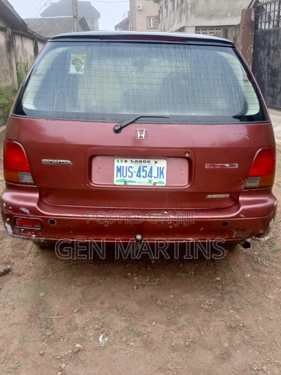 Honda Shuttle 2001 Red