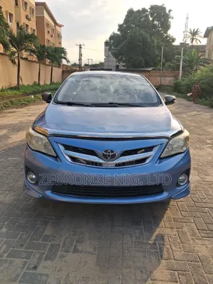 Toyota Corolla 2012 Blue