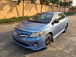 Toyota Corolla 2012 Blue