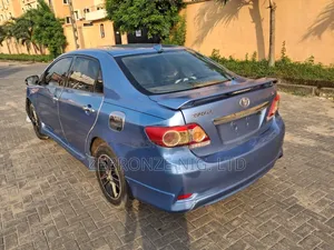 Toyota Corolla 2012 Blue