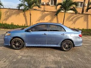Toyota Corolla 2012 Blue