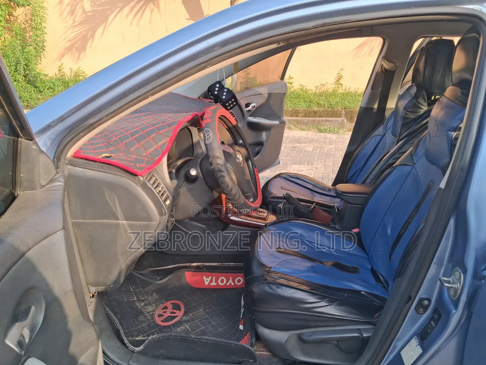 Toyota Corolla 2012 Blue