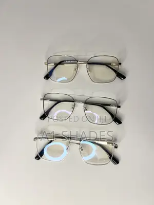Prime Photochromic Glasses