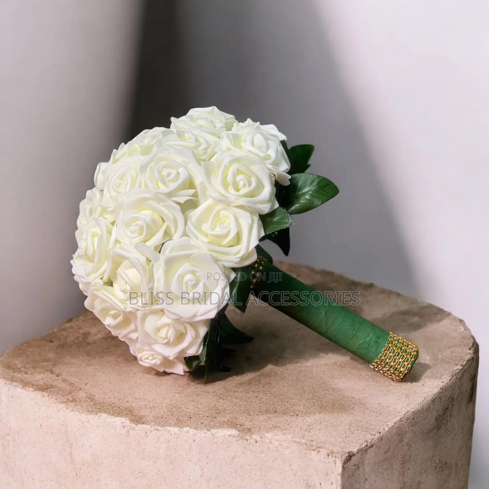Cream Foam Rose Bouquet