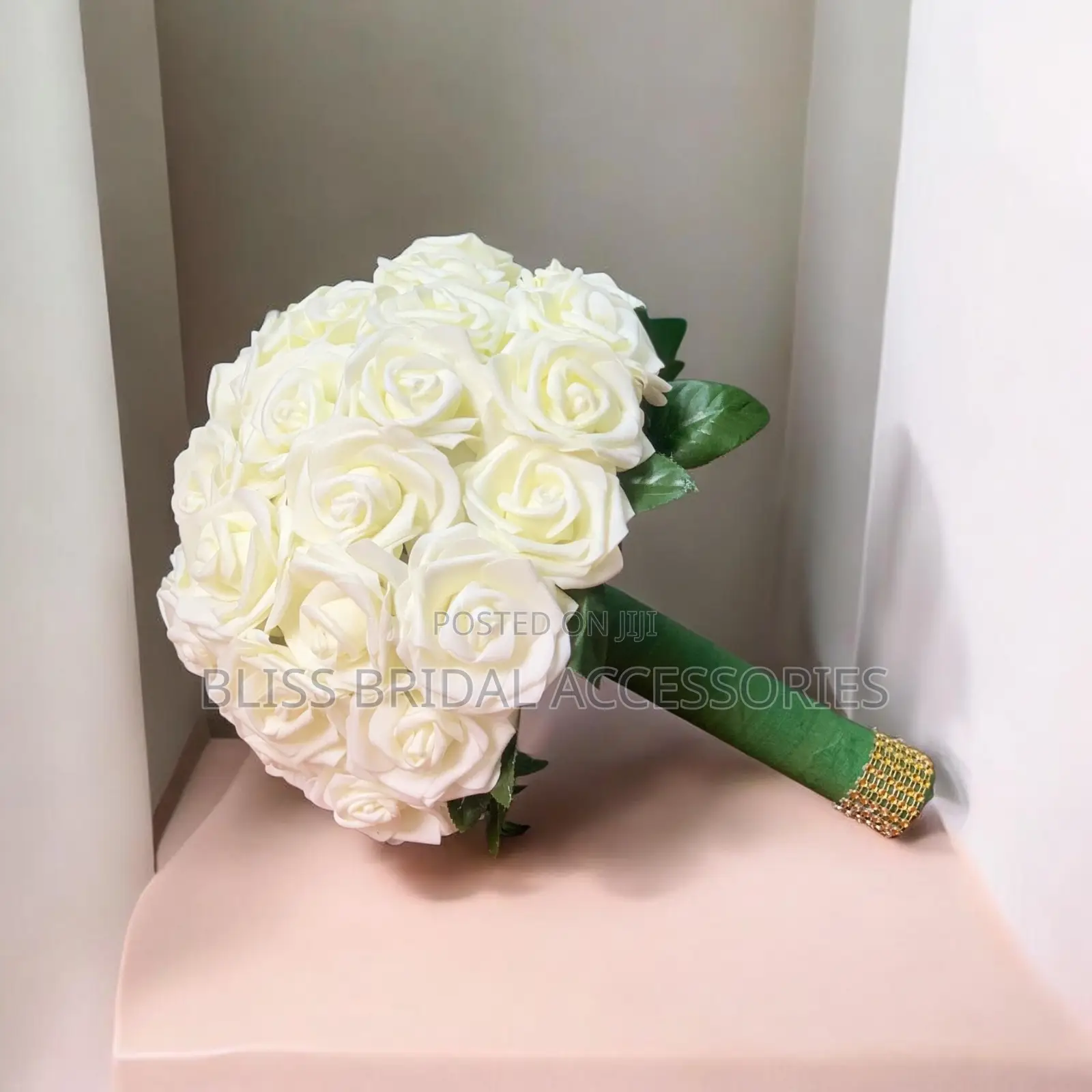 Cream Foam Rose Bouquet