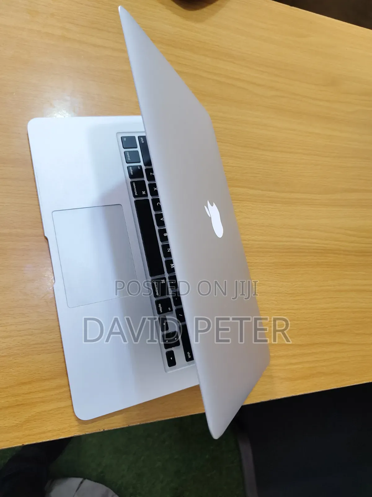 Laptop Apple MacBook Air 2017 8GB Intel Core i5 SSD 128GB