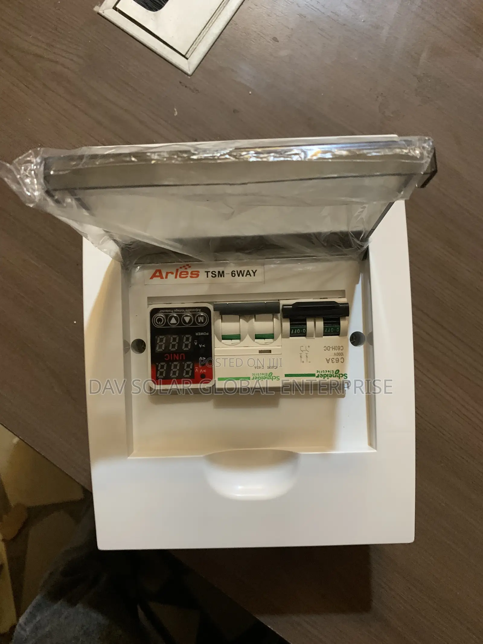 Solar Breaker Box 6way