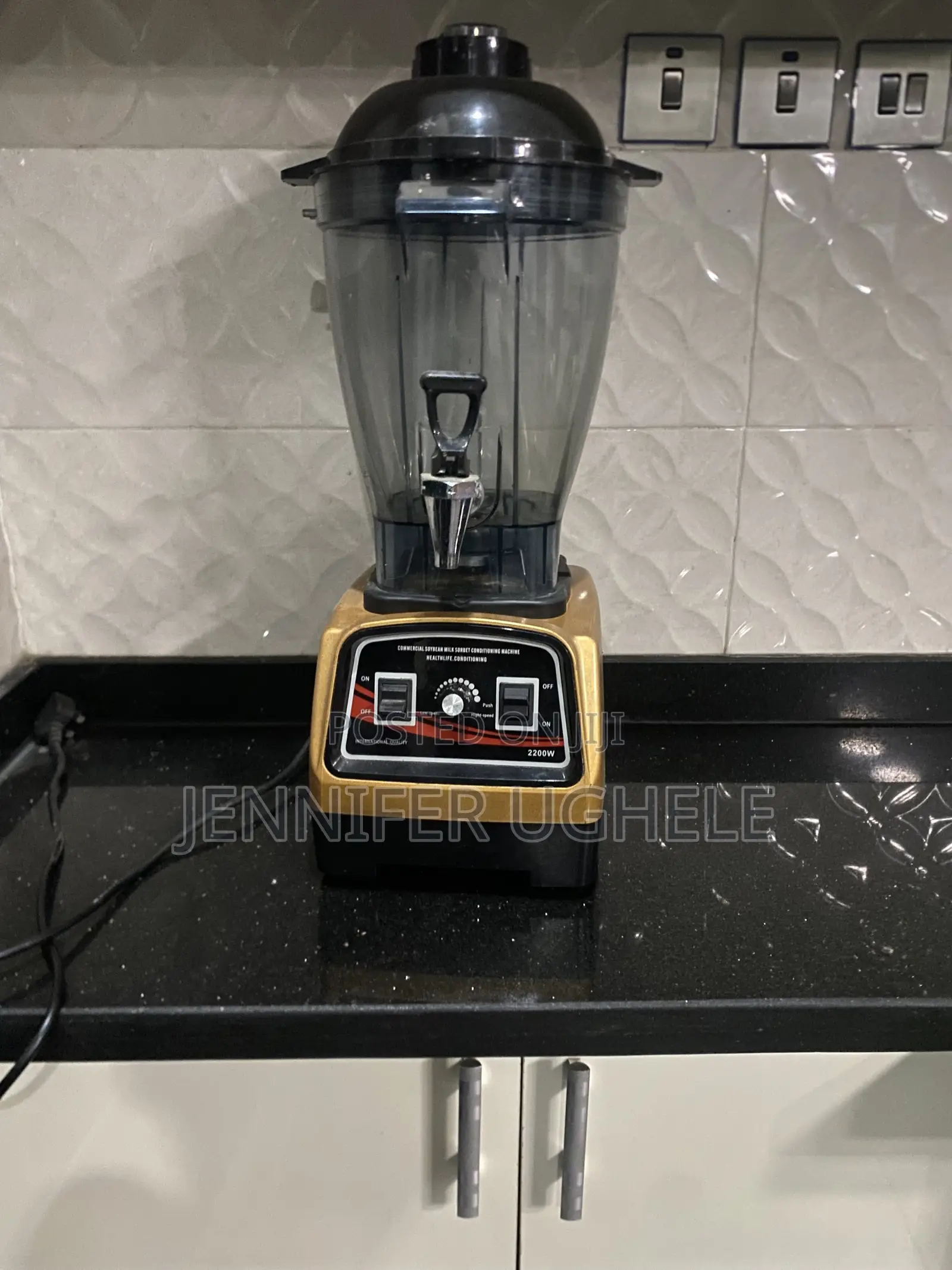 Heavy-Duty Multi-Purpose Blender With Dispenser Tap