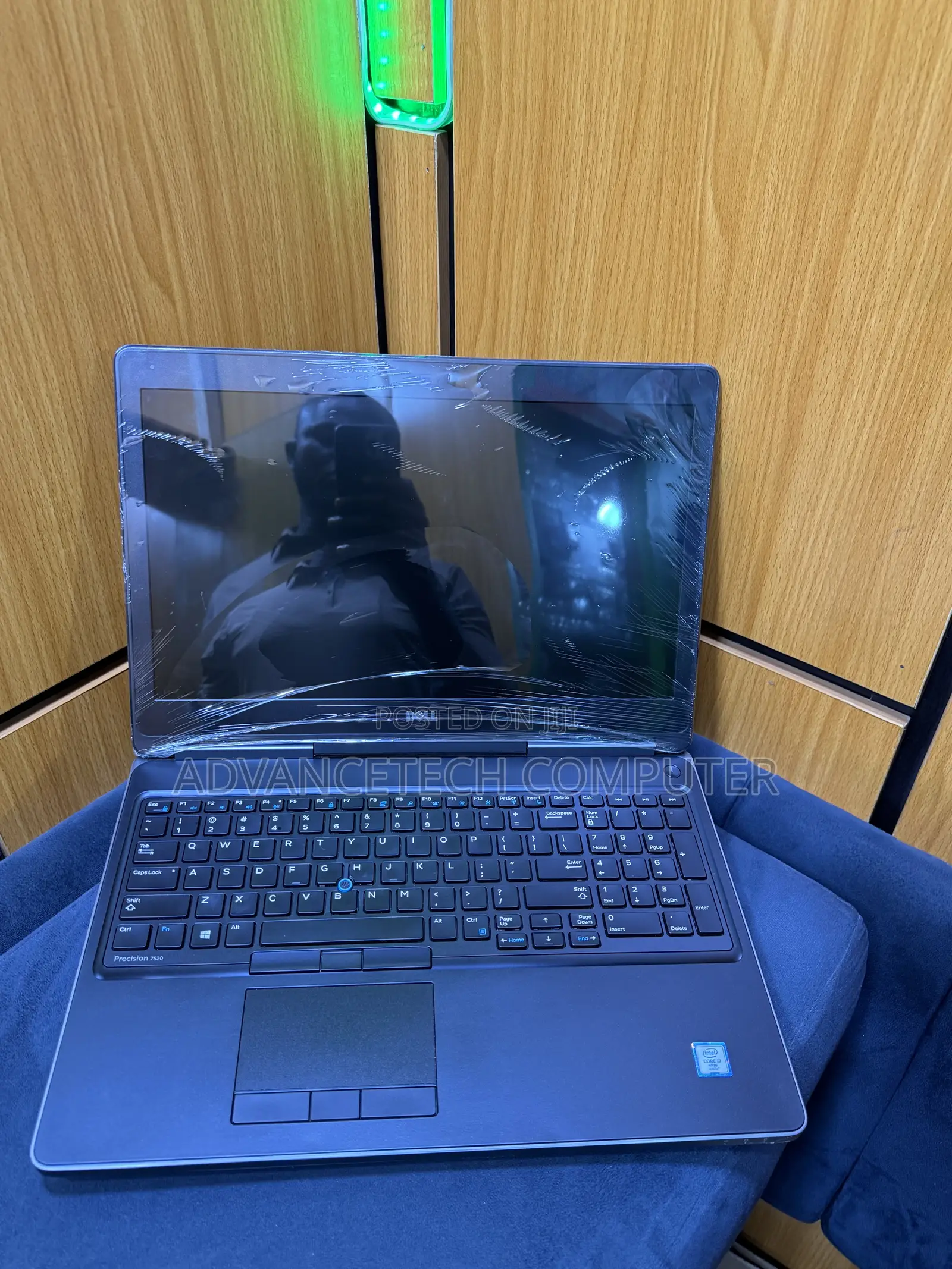 Laptop Dell Precision 7520 16GB Intel Core i7 SSD 512GB