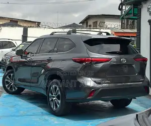 Toyota Highlander 2020 Gray