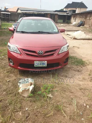 Toyota Corolla 2012 Red