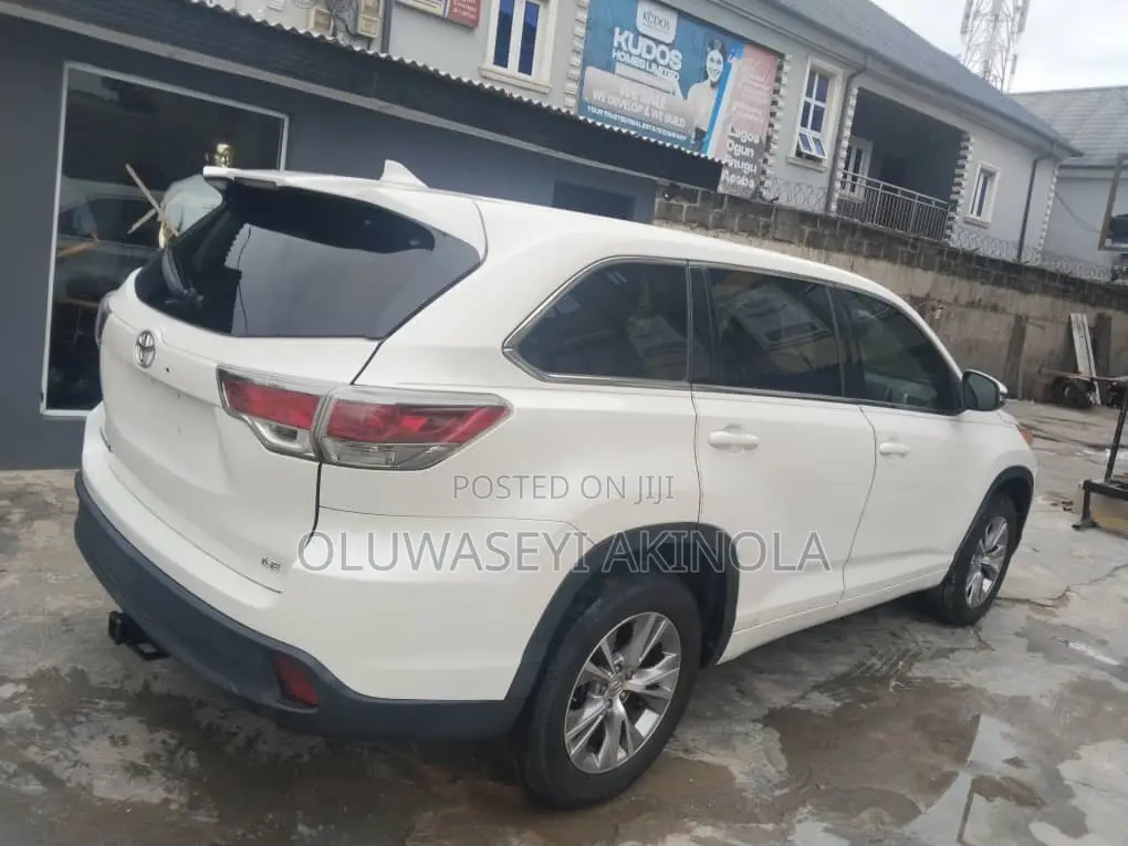 Toyota Highlander 2015 White