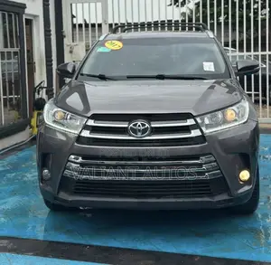 Toyota Highlander 2016 Gray