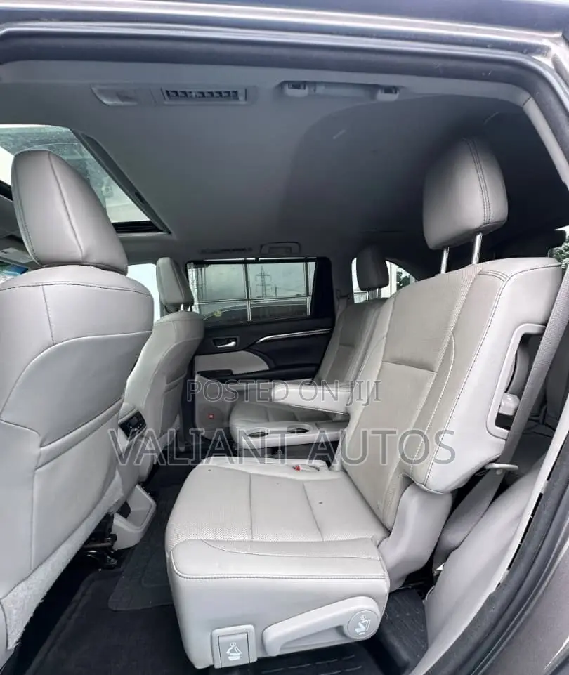 Toyota Highlander 2016 Gray