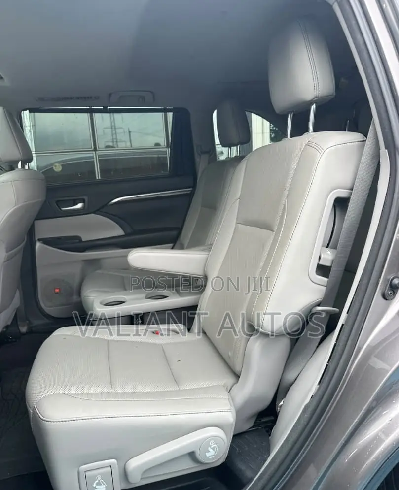 Toyota Highlander 2016 Gray