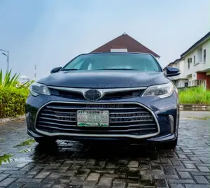 Toyota Avalon XLE 4dr Sedan (3.5L 6cyl 6A) 2015 Blue