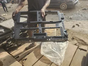 Front Court Mazda 3 2020