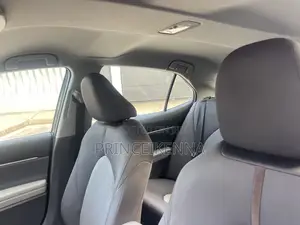 Toyota Camry 2018 Green