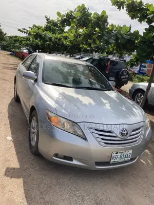 Toyota Camry 2011 Silver