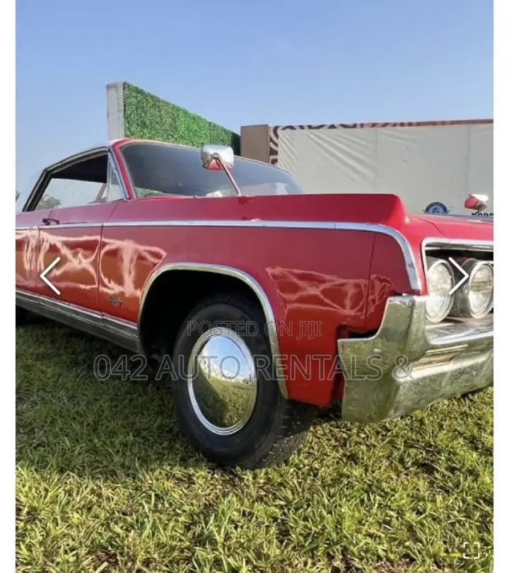 Vintage 1966 Oldmobile Convertible for Hire