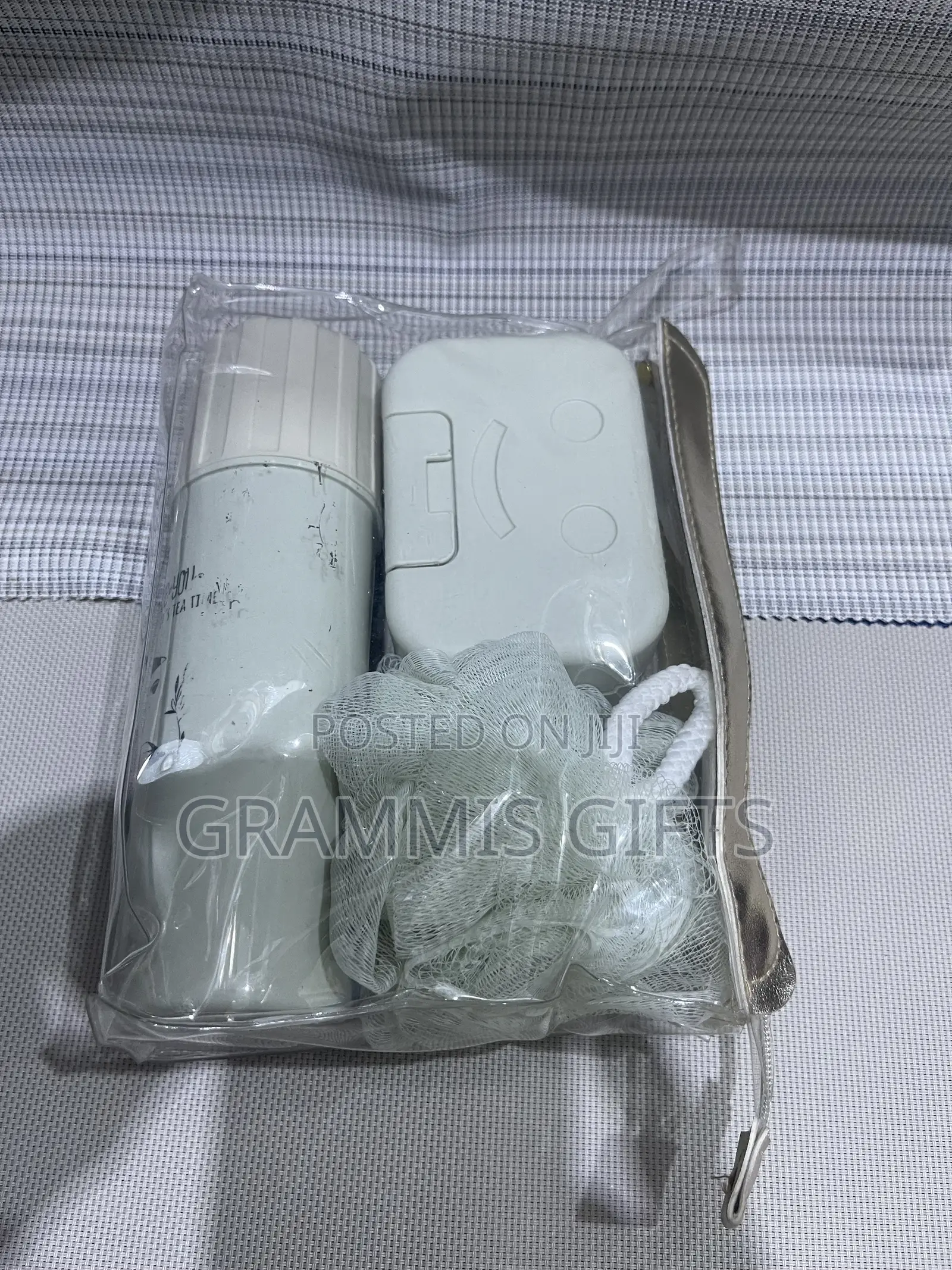 Traveling Bathing Kit