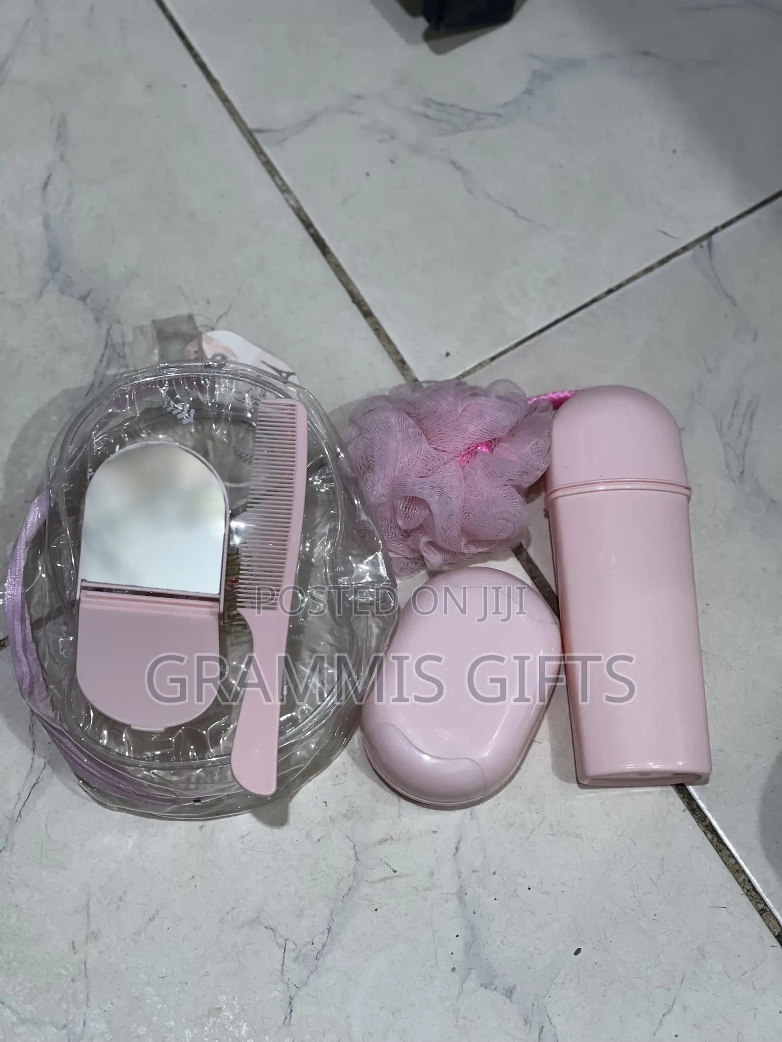 Traveling Bathing Kit