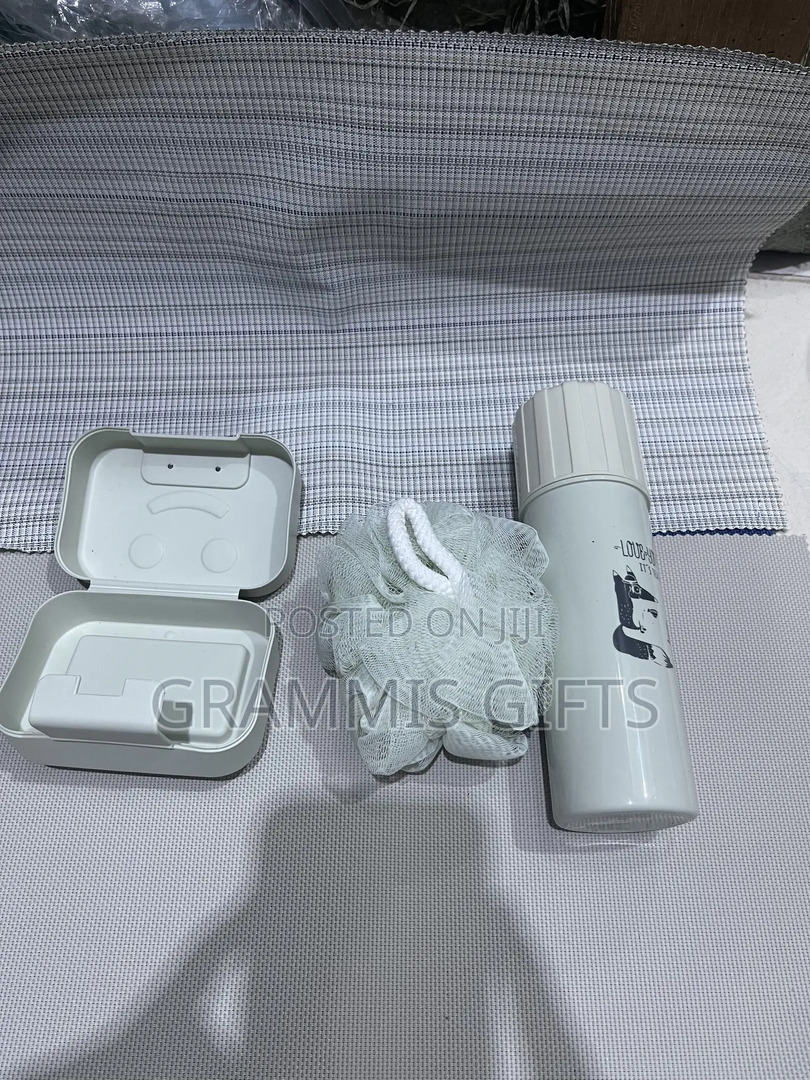 Traveling Bathing Kit