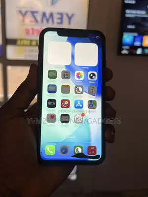 Apple iPhone 11 64 GB Red