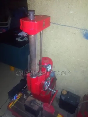 Boring Bloke Machine