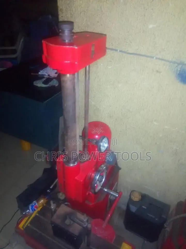 Boring Bloke Machine