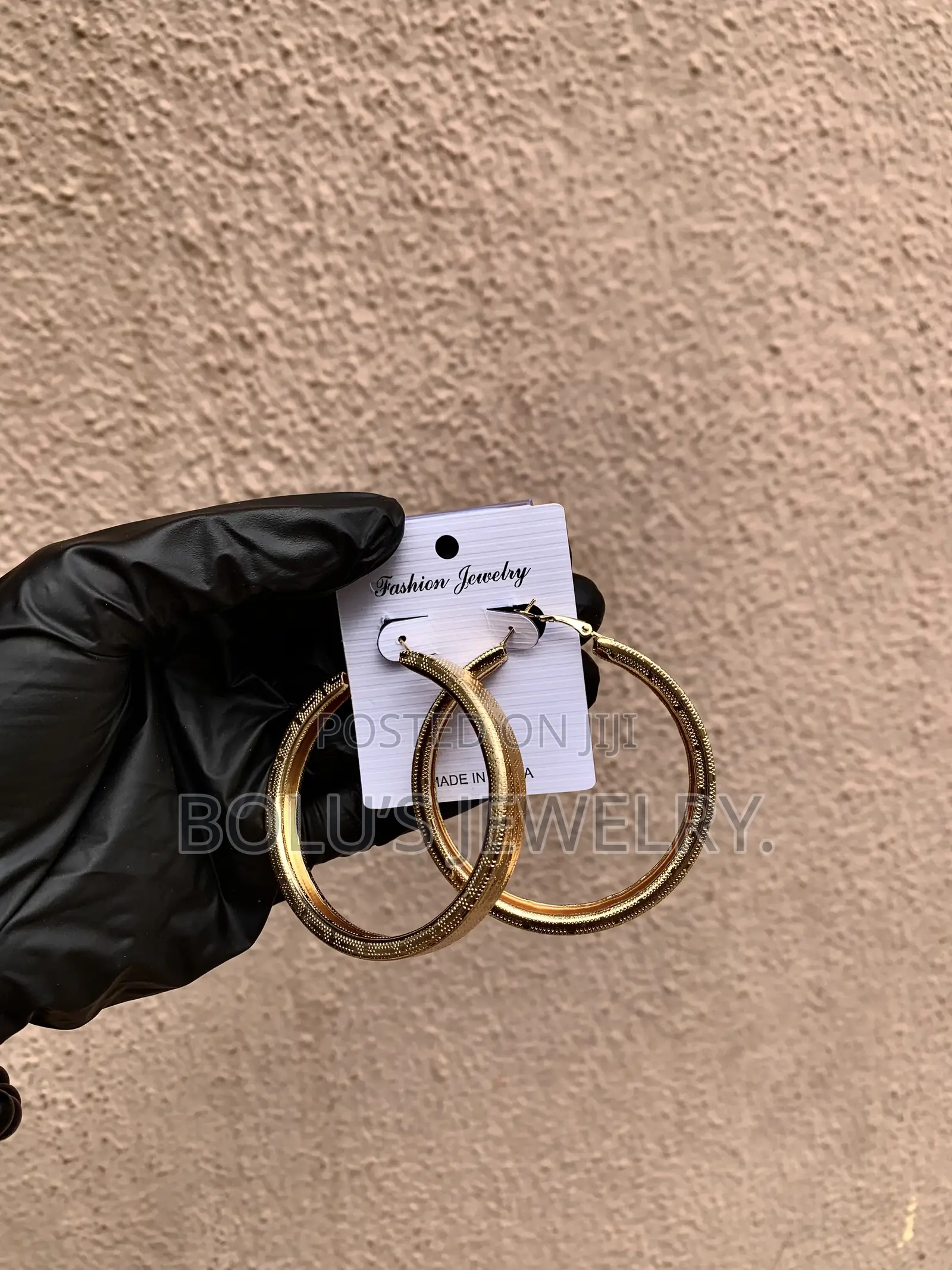 Non Tarnish Bold Earring