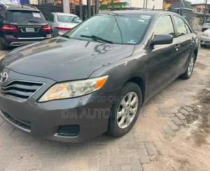 Toyota Camry 2010 Gray