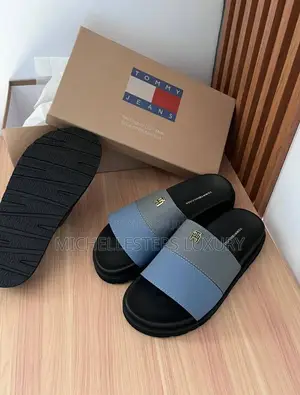 Slide Slip-on