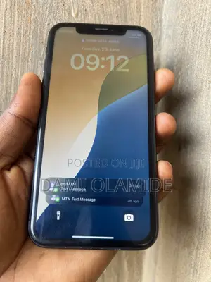 Apple iPhone XR 64 GB Black