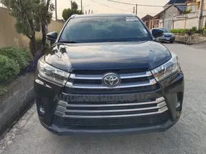 Toyota Highlander Limited 2019 Black