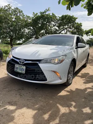 Toyota Camry 2015 White