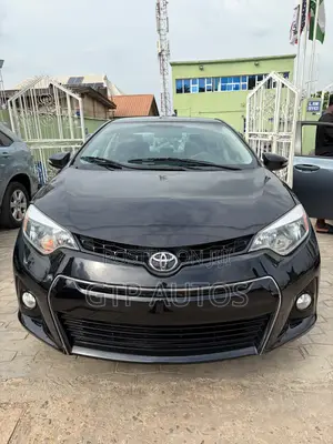Toyota Corolla S 4dr Sedan (1.8L 4cyl CVT) 2014 Black