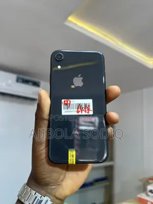 Apple iPhone XR 64 GB