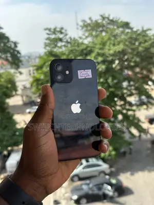 Apple iPhone 12 64 GB Black