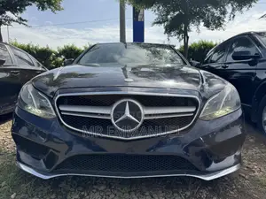 Mercedes-Benz E350 Base 4Matic Sedan AWD (3.5L 6cyl 7A) 2014 Blue