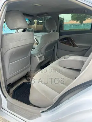 Toyota Camry 2.4 LE 2008 White