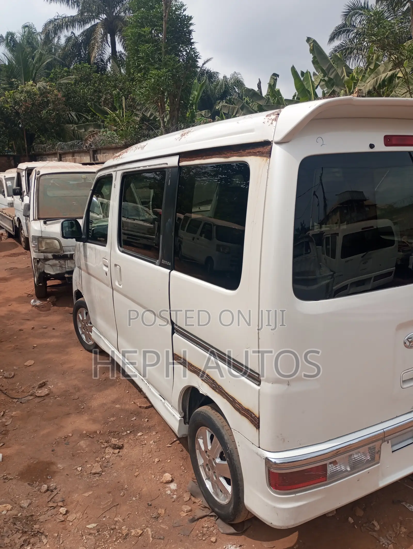 Daihatsu Hijet 2012 White