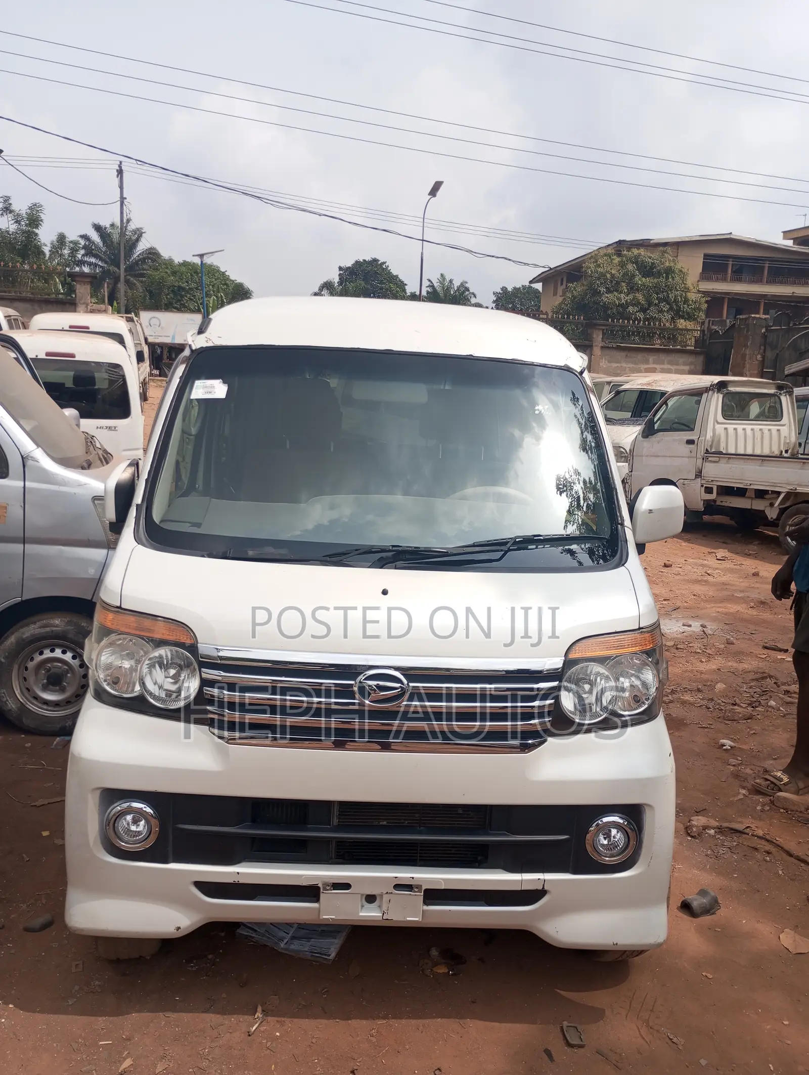 Daihatsu Hijet 2012 White