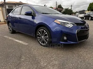 Toyota Corolla S 4dr Sedan (1.8L 4cyl CVT) 2014 Blue
