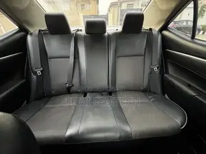 Toyota Corolla S 4dr Sedan (1.8L 4cyl CVT) 2014 Blue