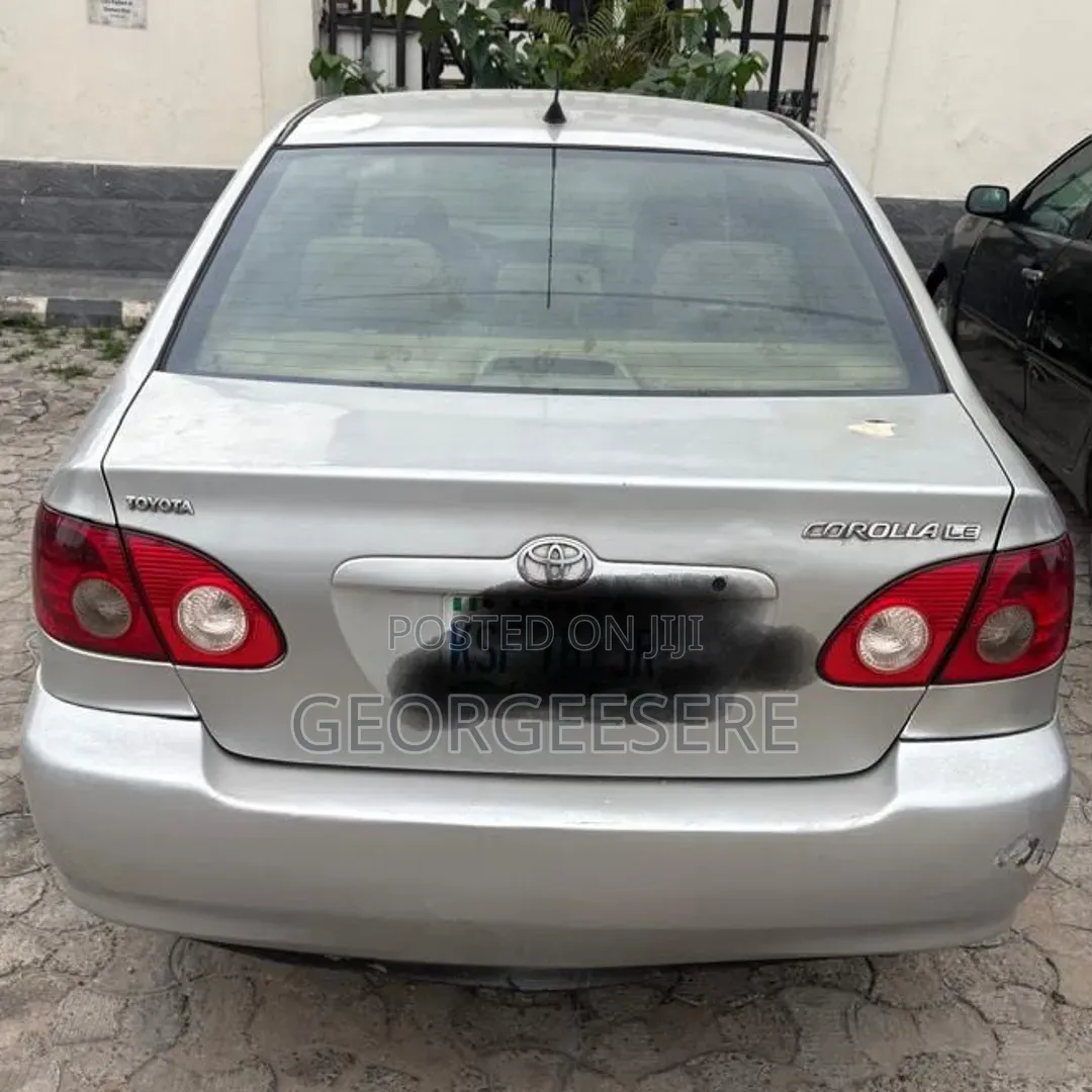 Toyota Corolla 2005 Silver