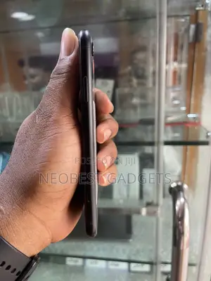 Apple iPhone XR 64 GB Black