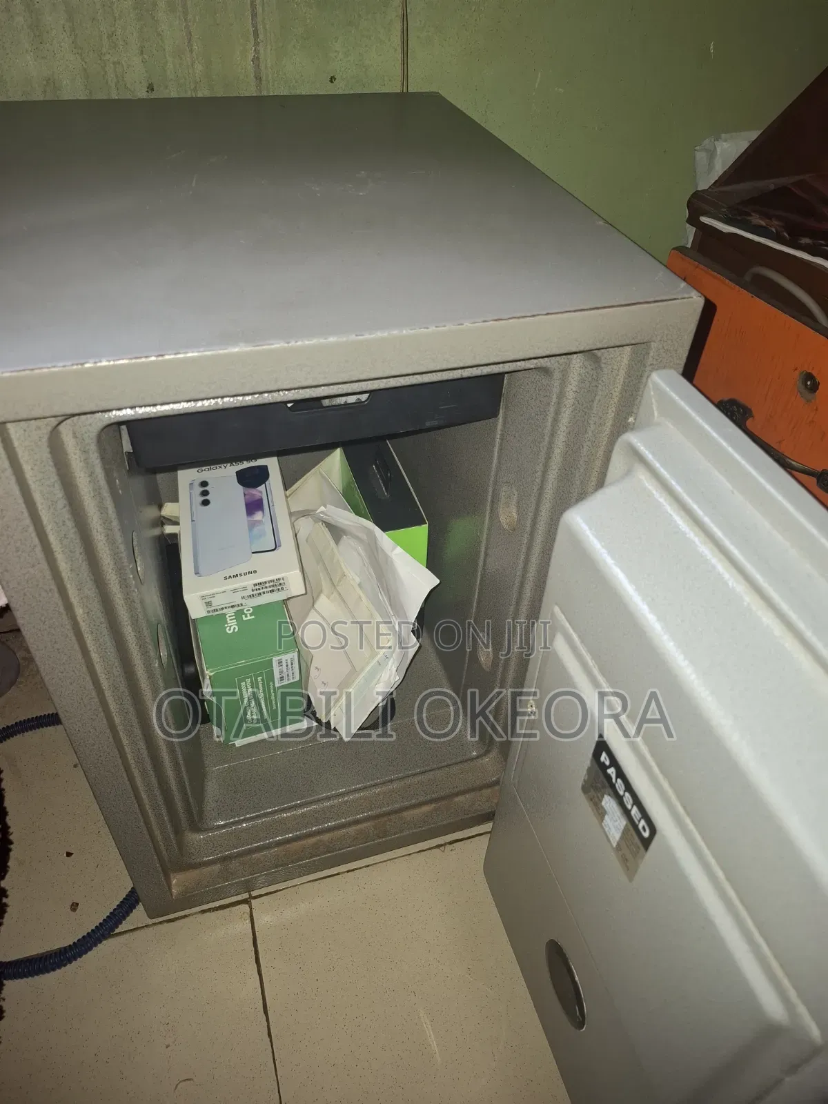 Gubabi Safe Box