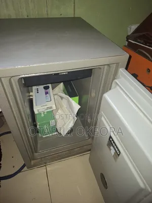 Gubabi Safe Box